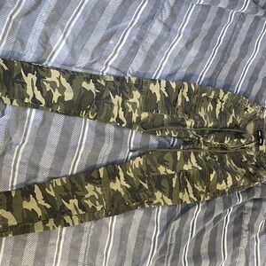 Almost Famous Green Camouflage Pants